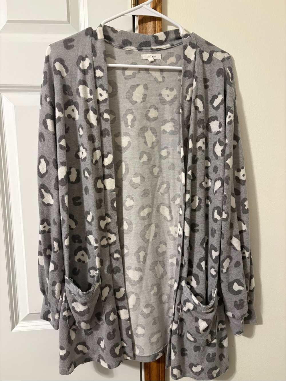 Maurices Gray and White Leopard Print Open Cardigan